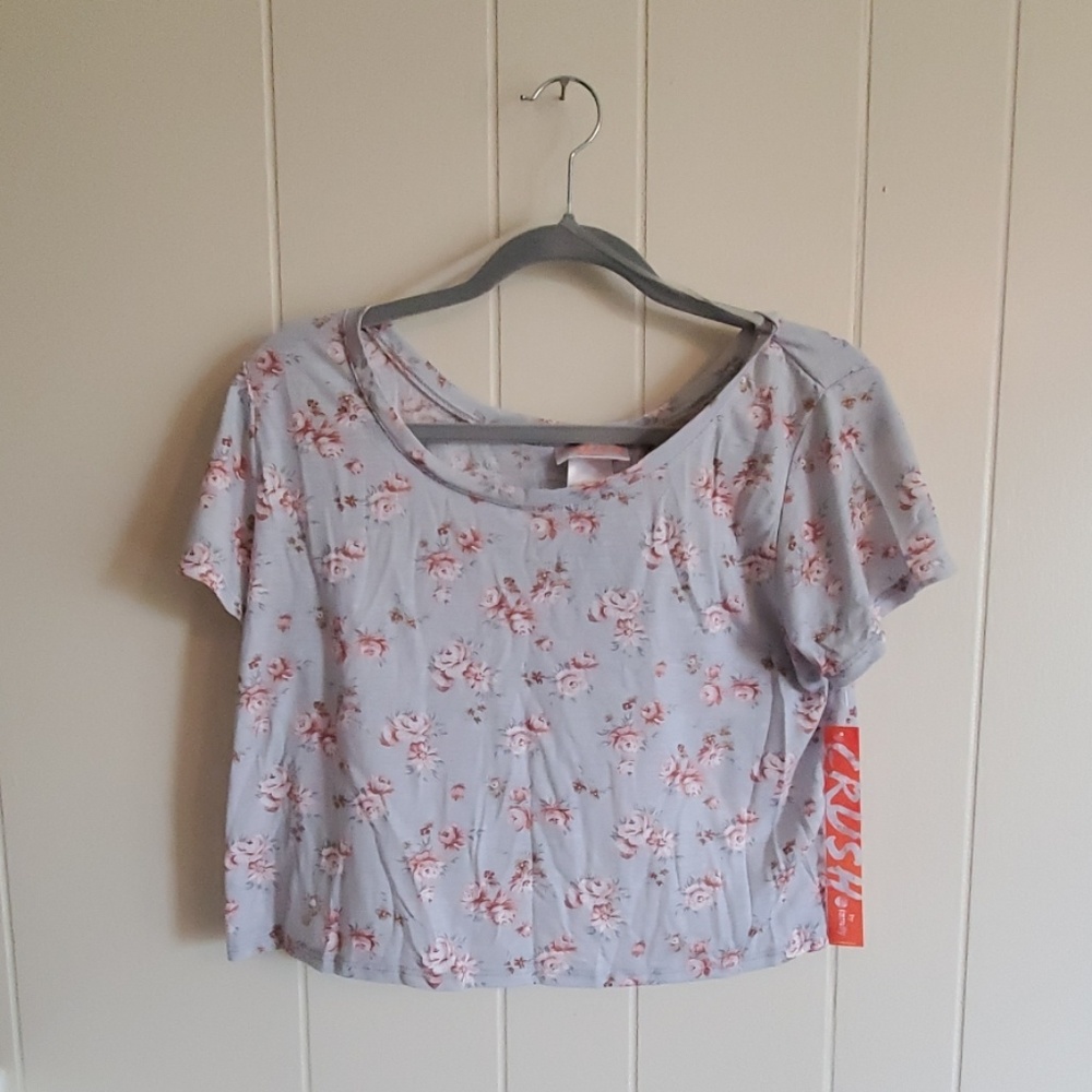 NWT Floral Pastel crop top